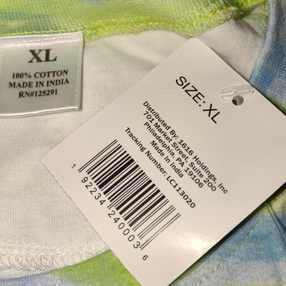 BOGO NWT 1616 HOLDINGS Cotton Tie-Dye Crewneck Tee - Picture 3 of 3